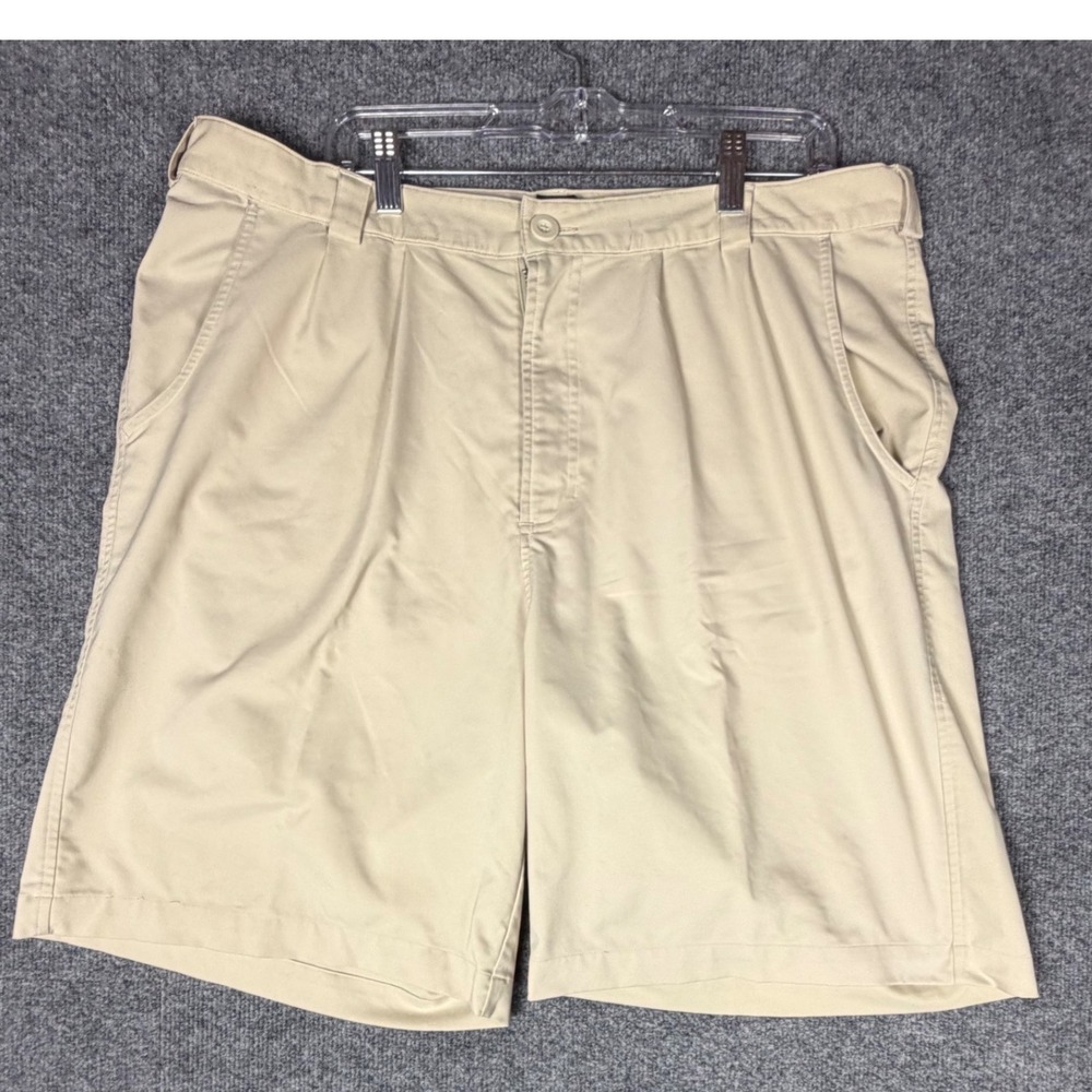 Under Armour‎ Mens Pleated Golf Shorts Tan Khaki Size 40 Performance Lightweight